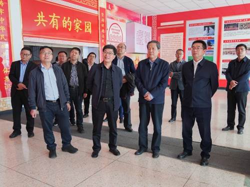 说明: https://www.cjc.edu.cn/__local/8/28/C0/4F626370A1A8F7063122DBAEB41_9D8A8B79_2C55E.jpg